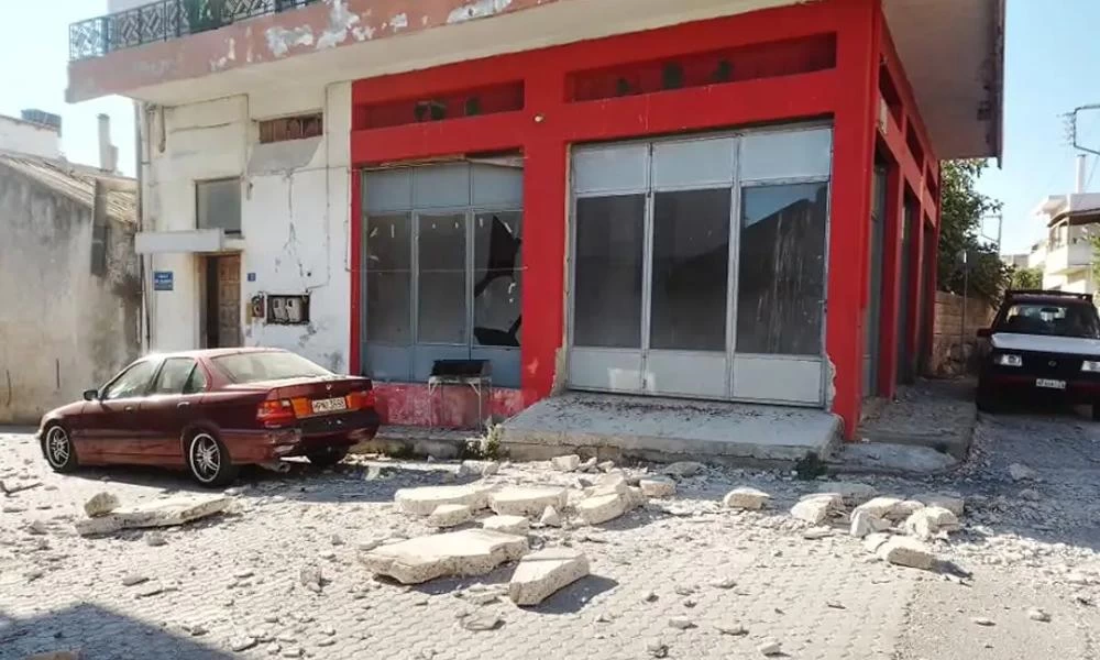 Κρήτη: Σοκάρουν τα βίντεο από τη στιγμή του σεισμού
